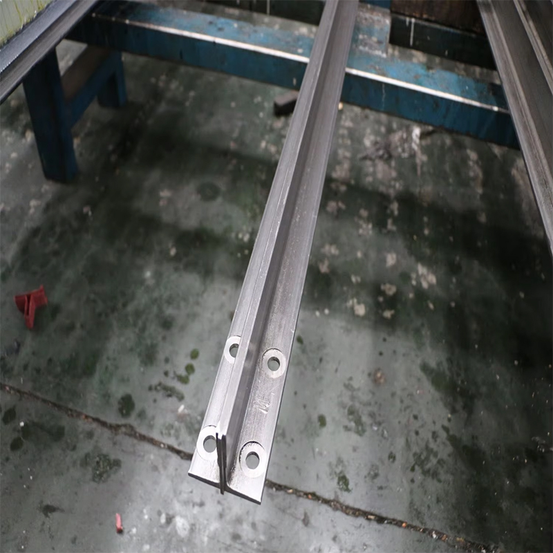 VTSP106 Elevator Parts & Accessories OEM Elevator Guide Rail NV Model Stainless Steel with Smooth Surface 1 Year Warranty