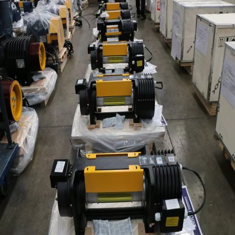 VTSP238 Montanari Gearless Traction Machine MCG100 Lift Motor 320-630KGS Motor Engine