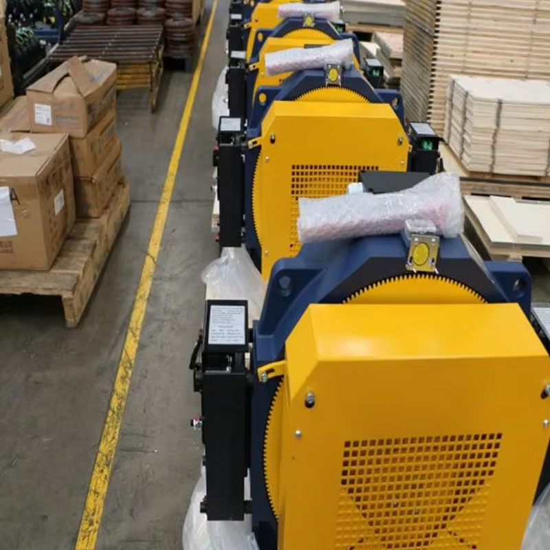 VTSP239 Small Lift Elevator Parts Roomless Gearless Traction Machine Motor